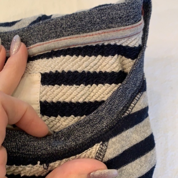 Levi’s gray blue striped long sleeve warm simple sweater - Picture 10 of 11